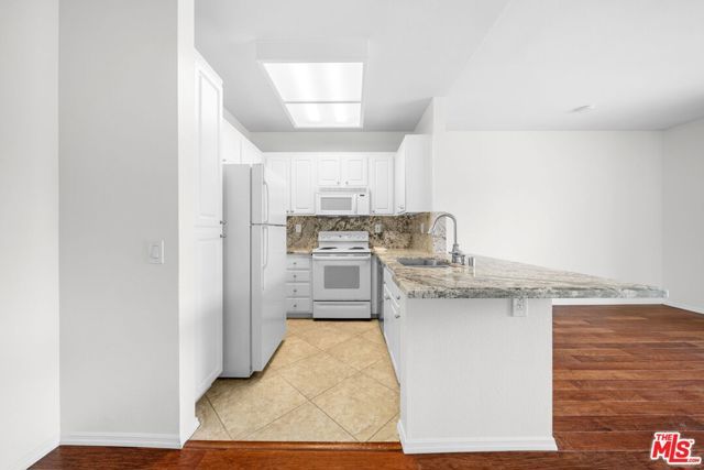 2150 Camino De La Reina 4303, San Diego, CA 92108