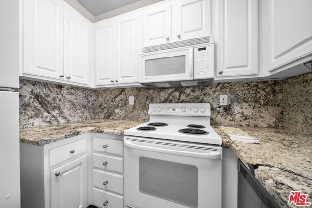 2150 Camino De La Reina 4303, San Diego, CA 92108