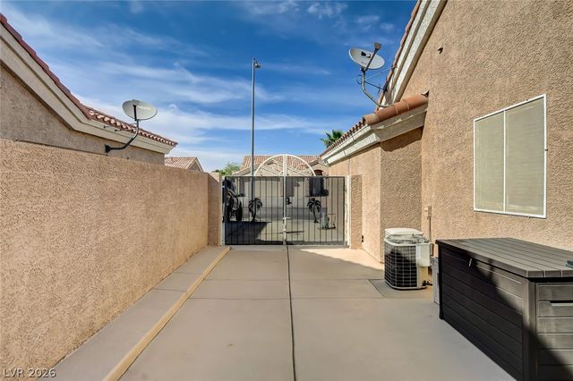 8041 Edward Baher Avenue, Las Vegas, NV 89149