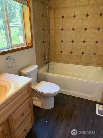 3003 Pine Street, Longview, WA 98632