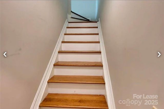 8711 Piccone Brook Lane, Charlotte, NC 28216