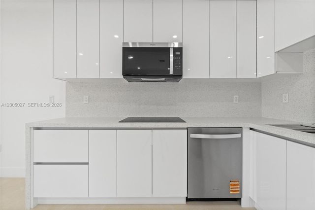 17501 NW 41st Ave, Miami Gardens, FL 33055