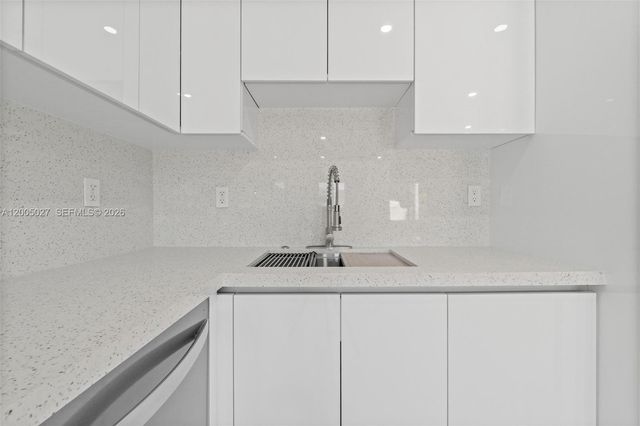 17501 NW 41st Ave, Miami Gardens, FL 33055