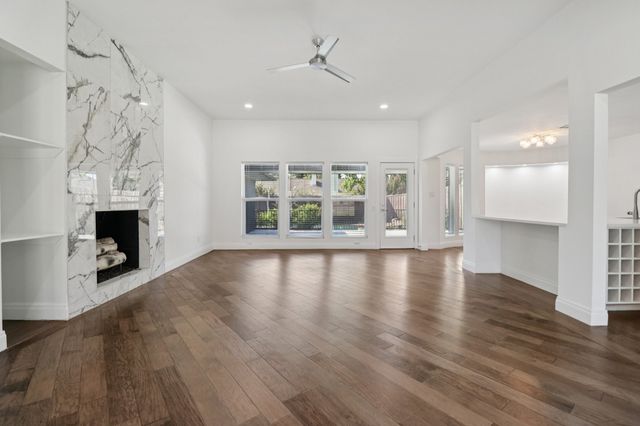 7326 La Cosa Drive, Dallas, TX 75248