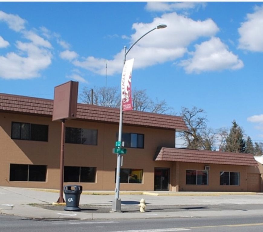 706 1st St, Cheney, WA 99004