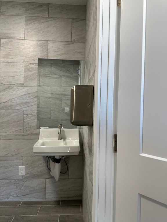 706 1st St, Cheney, WA 99004 photo 5