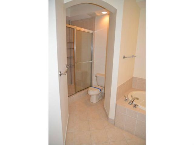 3020 NW 125th Avenue 219, Sunrise, FL 33323