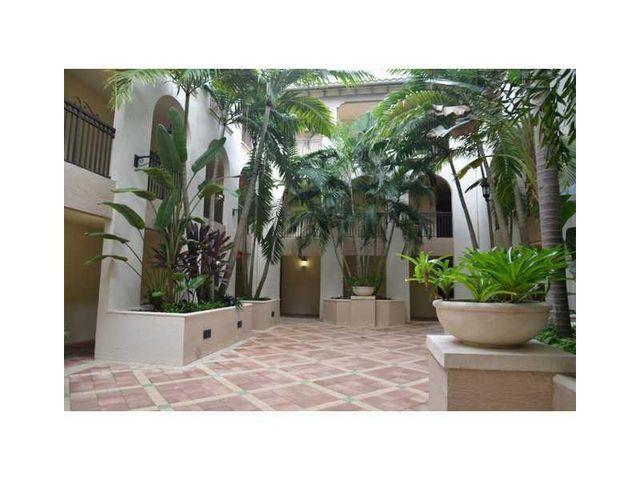 3020 NW 125th Avenue 219, Sunrise, FL 33323