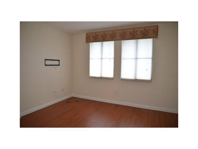 3020 NW 125th Avenue 219, Sunrise, FL 33323