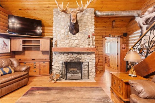 1870 Oak Springs Valley Road, Wrightwood, CA 92397