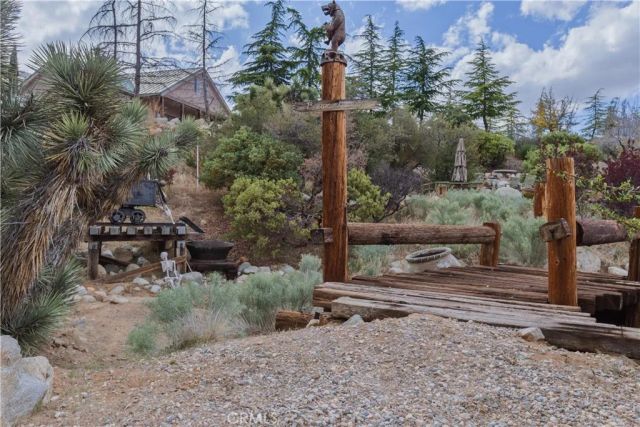 1870 Oak Springs Valley Road, Wrightwood, CA 92397