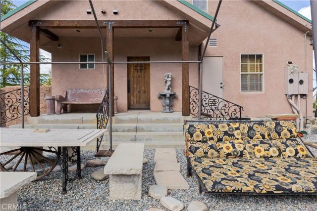 1870 Oak Springs Valley Road, Wrightwood, CA 92397