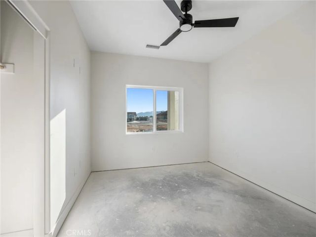 15590 Dale Evans Parkway, Apple Valley, CA 92307