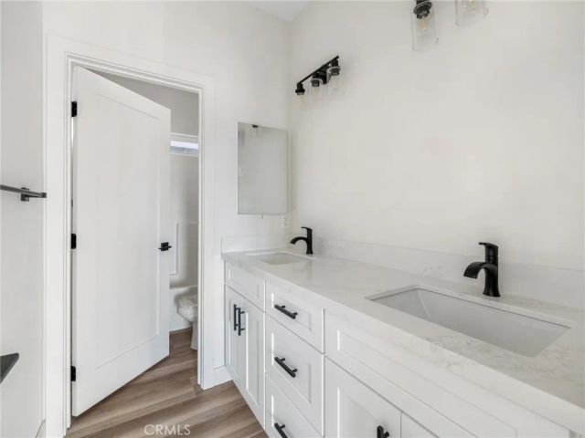 15590 Dale Evans Parkway, Apple Valley, CA 92307