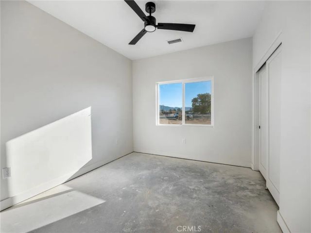 15590 Dale Evans Parkway, Apple Valley, CA 92307