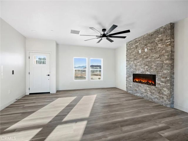 15590 Dale Evans Parkway, Apple Valley, CA 92307