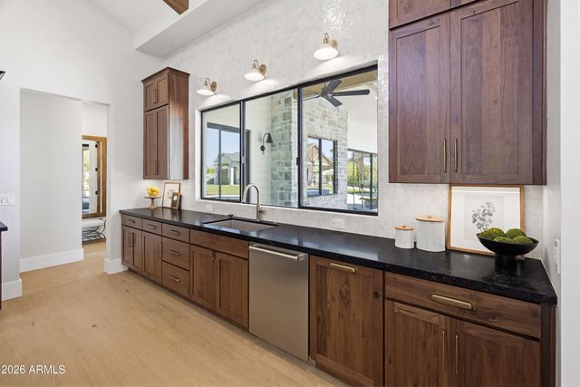 11602 N 70TH Place, Scottsdale, AZ 85254