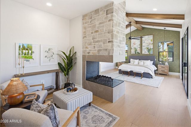 11602 N 70TH Place, Scottsdale, AZ 85254