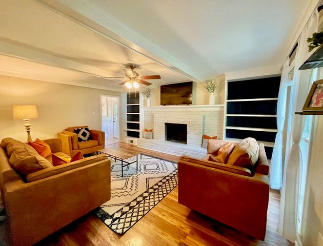 8783 LOWER WOODS CV, Germantown, TN 38139