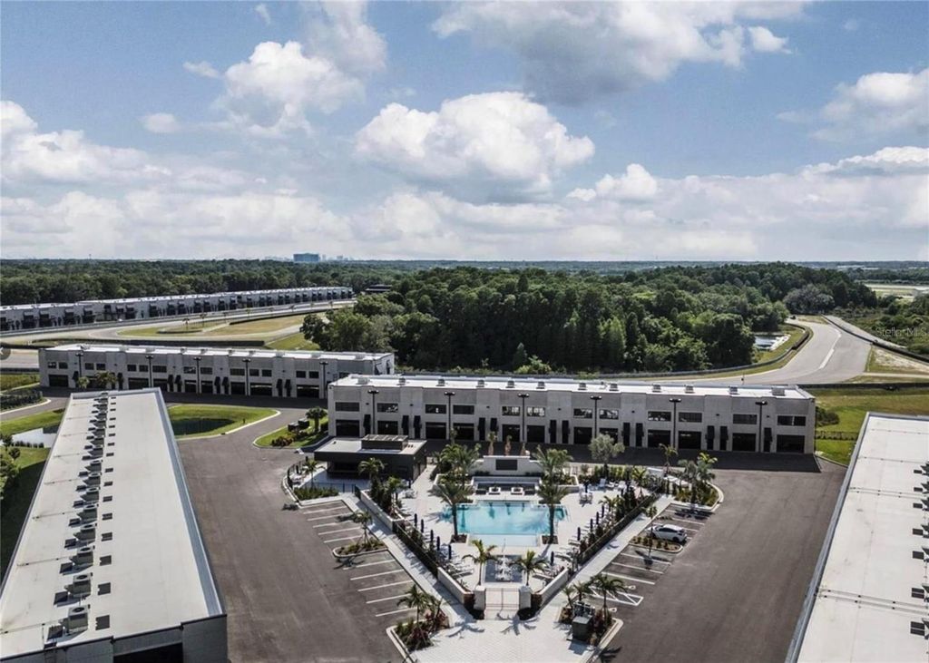 Image 17 of property listing at 6500 MOTOR ENCLAVE WAY 1014, Tampa, FL 33610