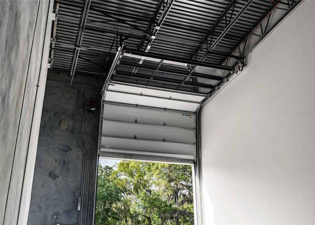 Image 6 of property listing at 6500 MOTOR ENCLAVE WAY 1014, Tampa, FL 33610