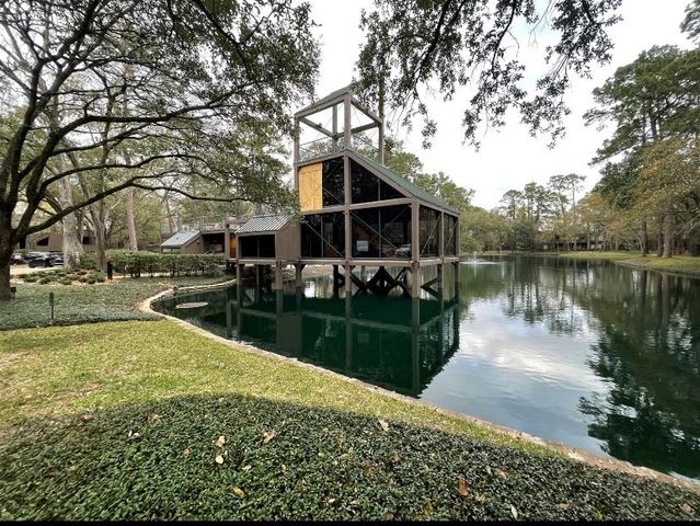 238 Litchfield Lane, Houston, TX 77024