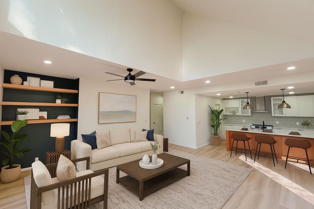 238 Litchfield Lane, Houston, TX 77024