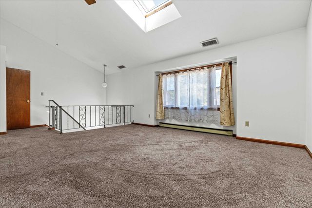 90L Derryfield Rd, Derry, NH 03038