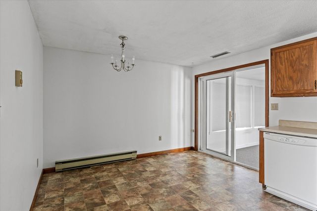 90L Derryfield Rd, Derry, NH 03038