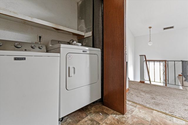 90L Derryfield Rd, Derry, NH 03038