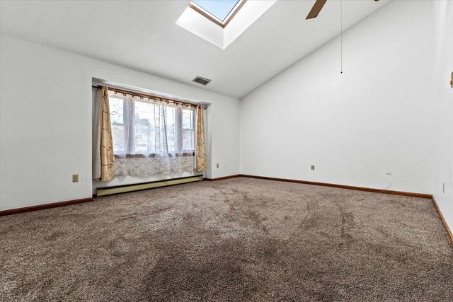90L Derryfield Rd, Derry, NH 03038