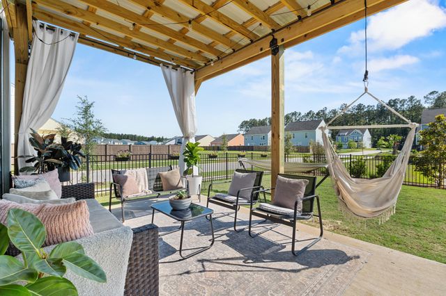 1244 Homecoming Boulevard, Ravenel, SC 29470