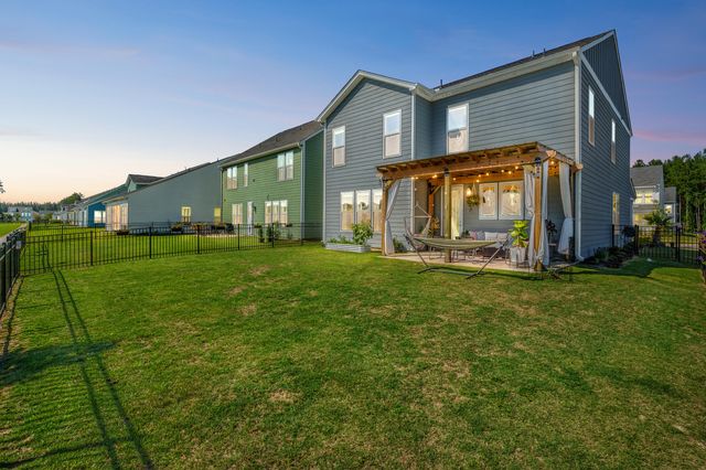 1244 Homecoming Boulevard, Ravenel, SC 29470
