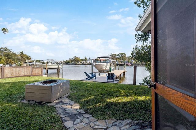 292 SUNLIT COVE DRIVE NE, St Petersburg, FL 33702