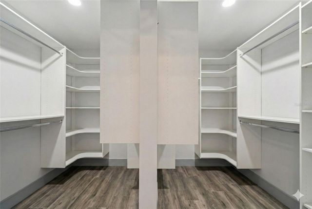 292 SUNLIT COVE DRIVE NE, St Petersburg, FL 33702