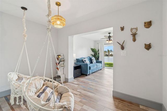 292 SUNLIT COVE DRIVE NE, St Petersburg, FL 33702