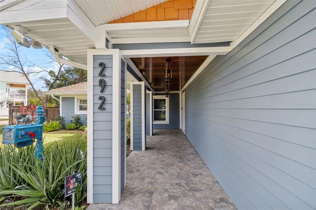 292 SUNLIT COVE DRIVE NE, St Petersburg, FL 33702