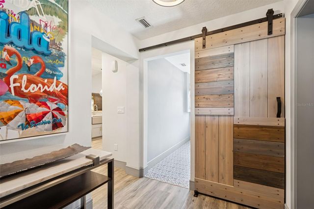 292 SUNLIT COVE DRIVE NE, St Petersburg, FL 33702