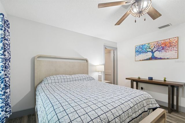 292 SUNLIT COVE DRIVE NE, St Petersburg, FL 33702