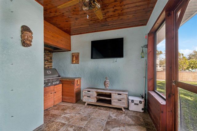 292 SUNLIT COVE DRIVE NE, St Petersburg, FL 33702