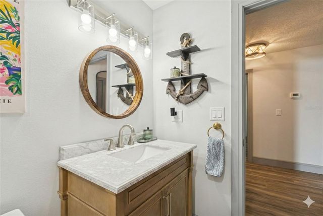 292 SUNLIT COVE DRIVE NE, St Petersburg, FL 33702