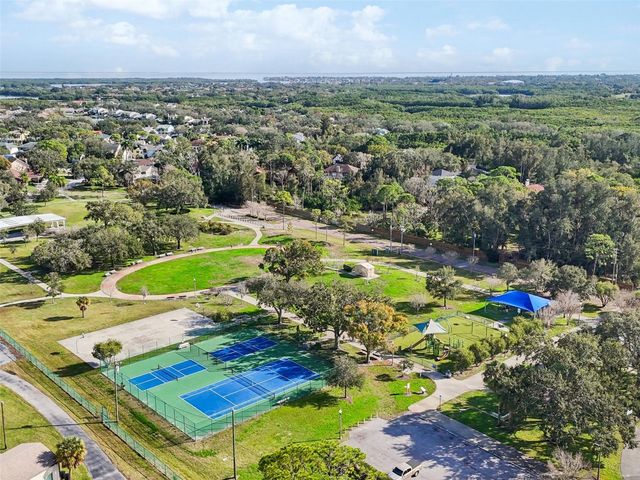 292 SUNLIT COVE DRIVE NE, St Petersburg, FL 33702