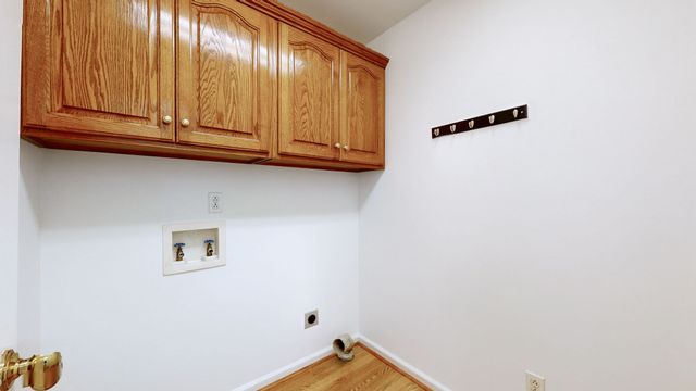121 Regalwood Dr, Manchester, TN 37355