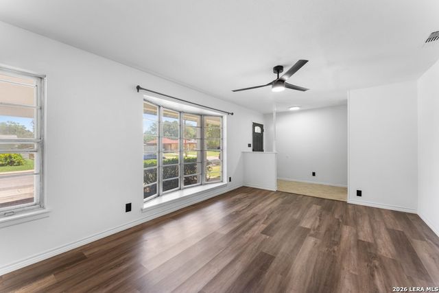 3614 Versailles Dr, San Antonio, TX 78219