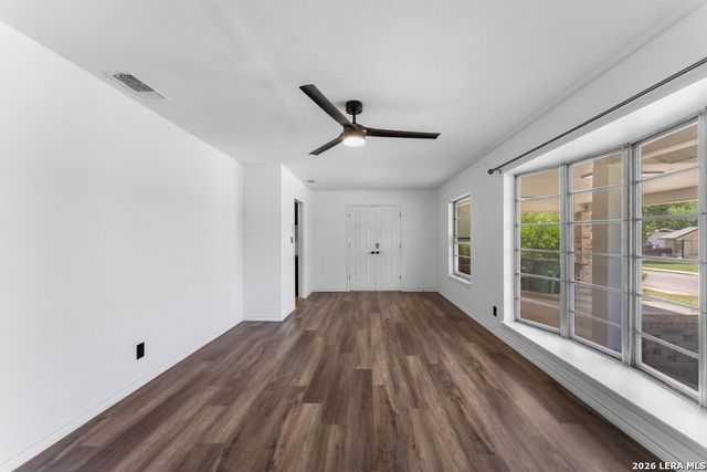 3614 Versailles Dr, San Antonio, TX 78219