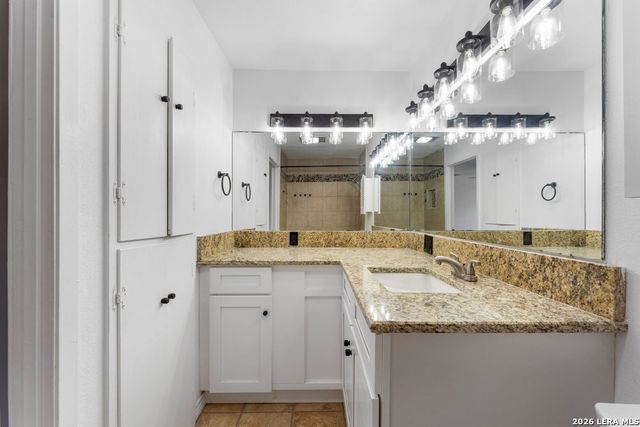 3614 Versailles Dr, San Antonio, TX 78219