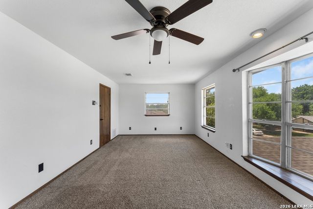 3614 Versailles Dr, San Antonio, TX 78219