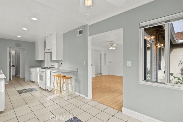 10544 Stanwin Avenue, San Fernando, CA 91345