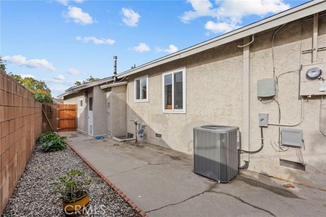 10544 Stanwin Avenue, San Fernando, CA 91345