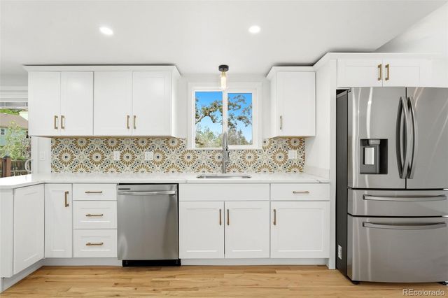 6752 S Dahlia Court, Centennial, CO 80122